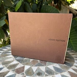 Louis vuitton brown vintage shoe box